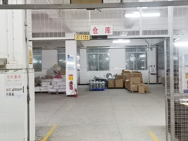 公司仓库